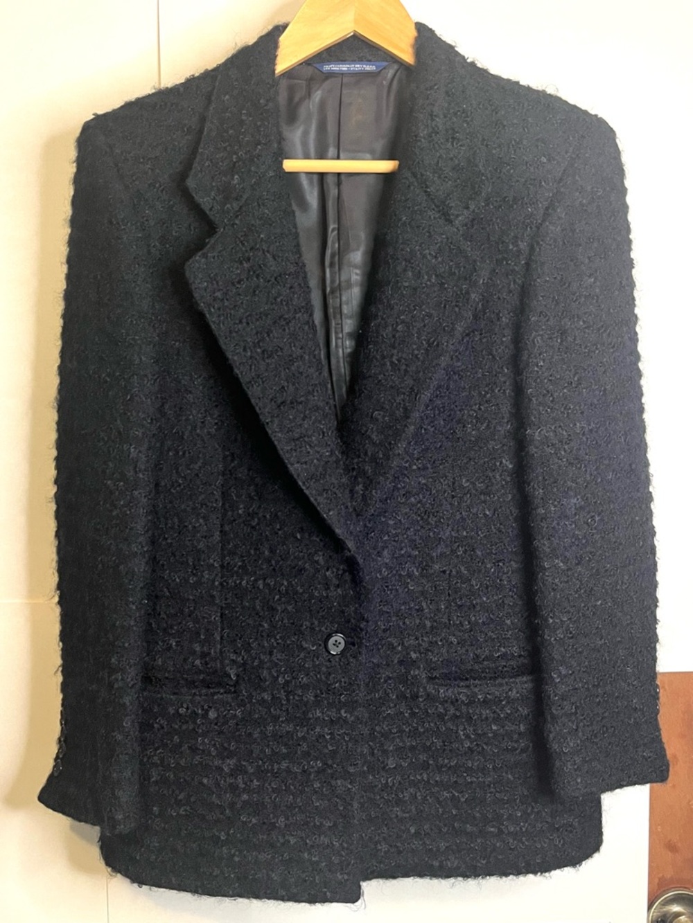 Roots Women’s (VTG 8/Fits XS - S) Black Bouclé Single-Button Blazer Union Made